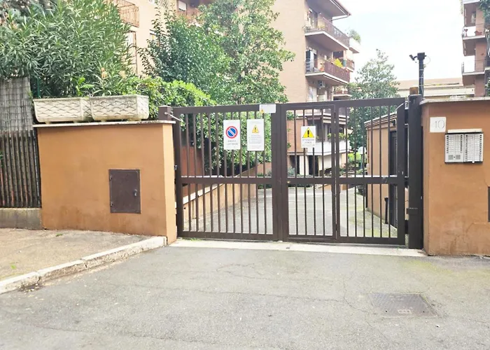 Apartament Cozy Little Penthouse With Terrace In Rzym