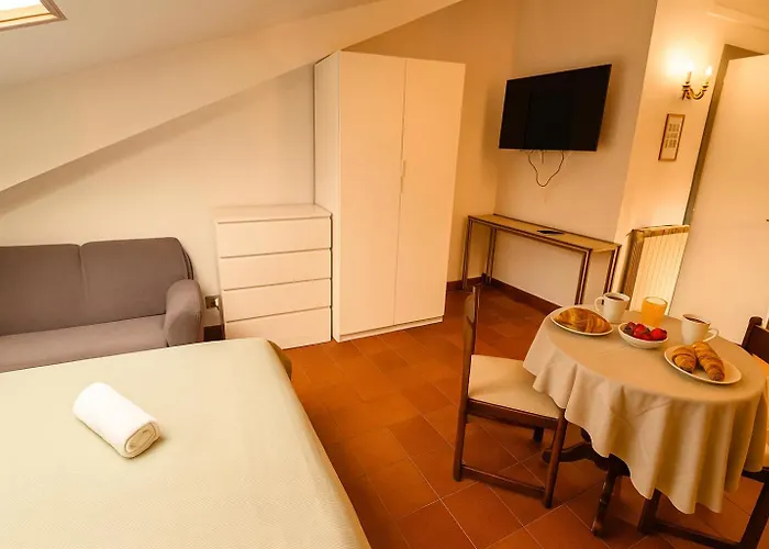 Apartament Cozy Little Penthouse With Terrace In *